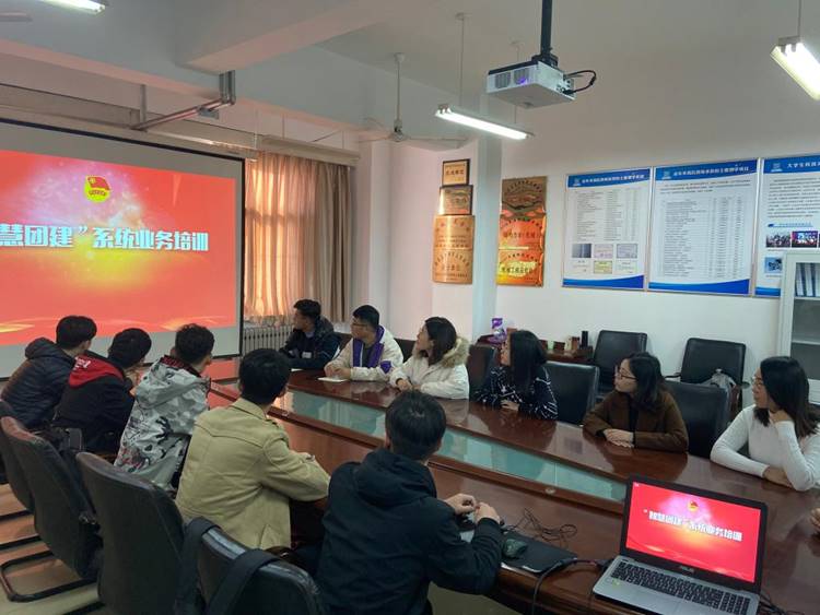 说明: /__local/8/13/A1/B358A53D86D238F1526B953A80D_338CA037_18C06.jpg